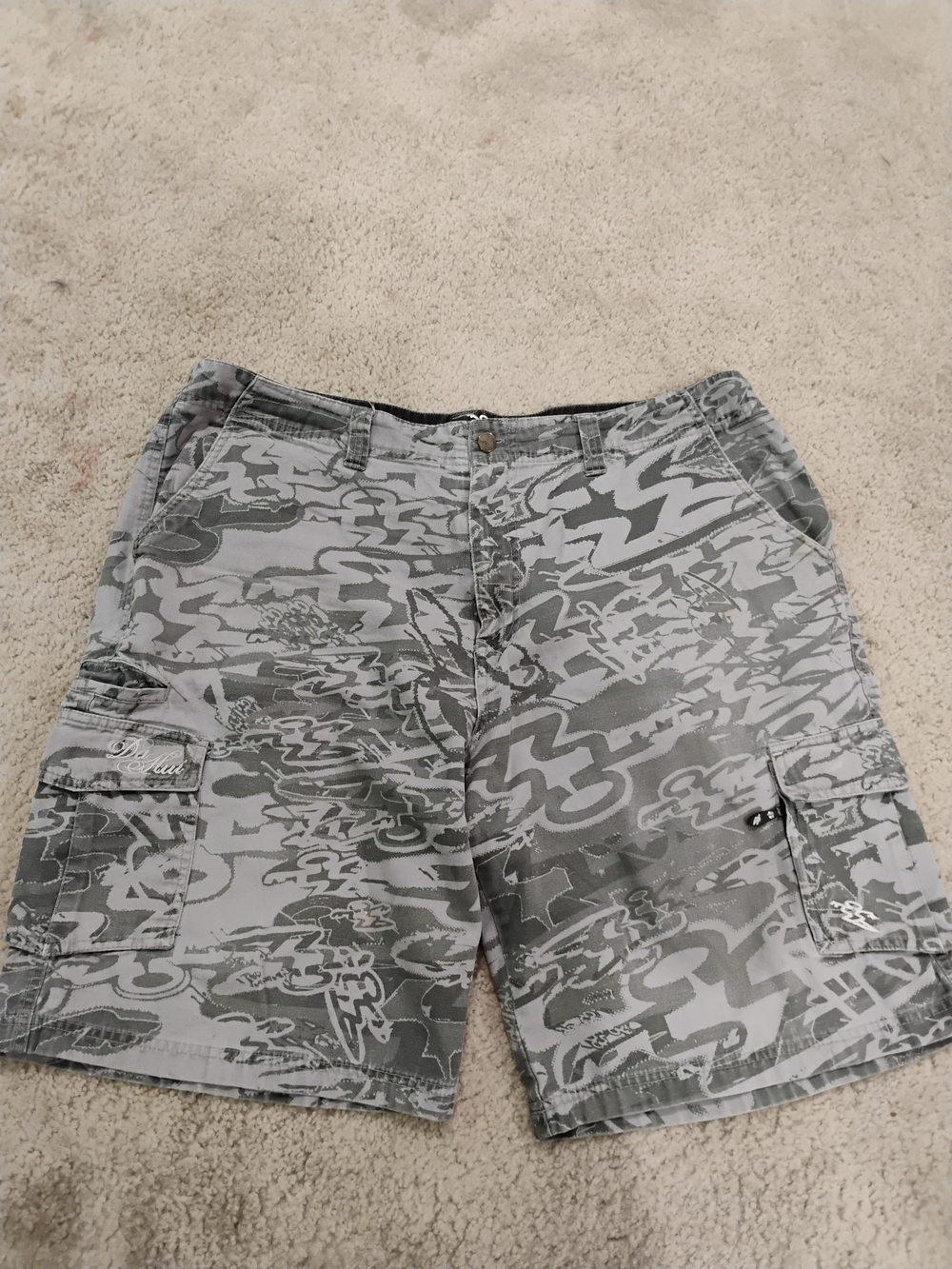 Lee Men's Gray Camo Cargo Shorts